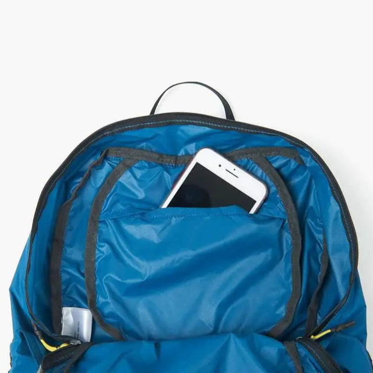 Mochila Dobrável Naturehike de 22L com Tecido Impermeável 30D e Zíper YKK Selado